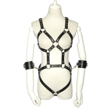 Δερμάτινο Body Harness με Cuffs - Kinksters Black