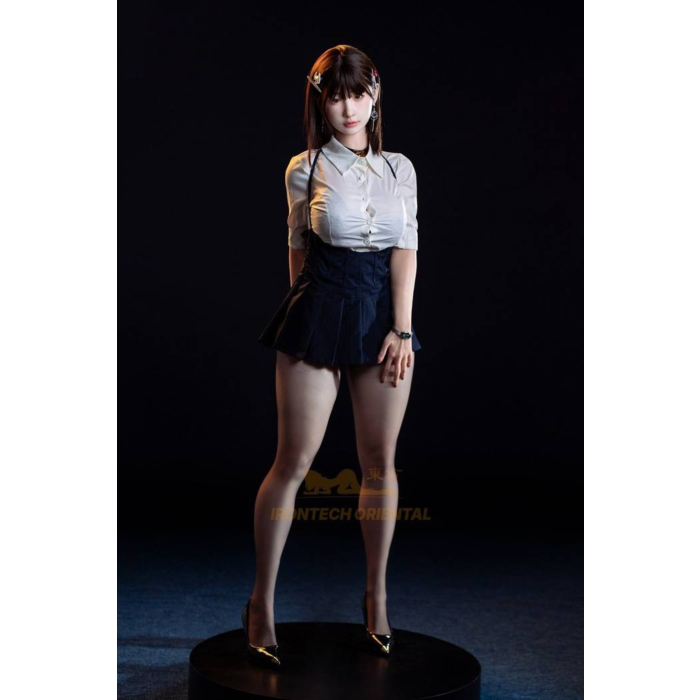 Yui 158 cm – ολόσωμη όρθια με σχολική στολή